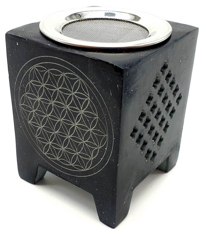 Bruciatore a nafta in pietra traforata Flower of Life 8cm
