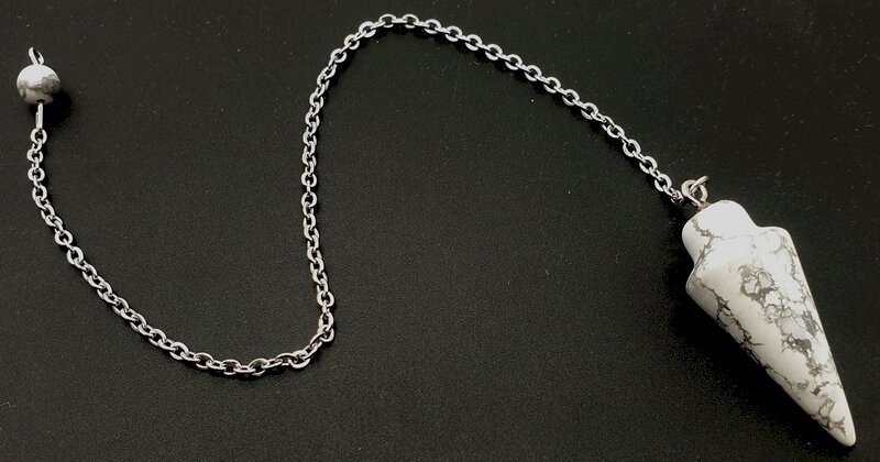 Pendolo a goccia Howlite 3 cm