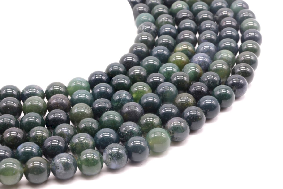Perline di agata muschiata da 10 mm su un filo da 40 cm