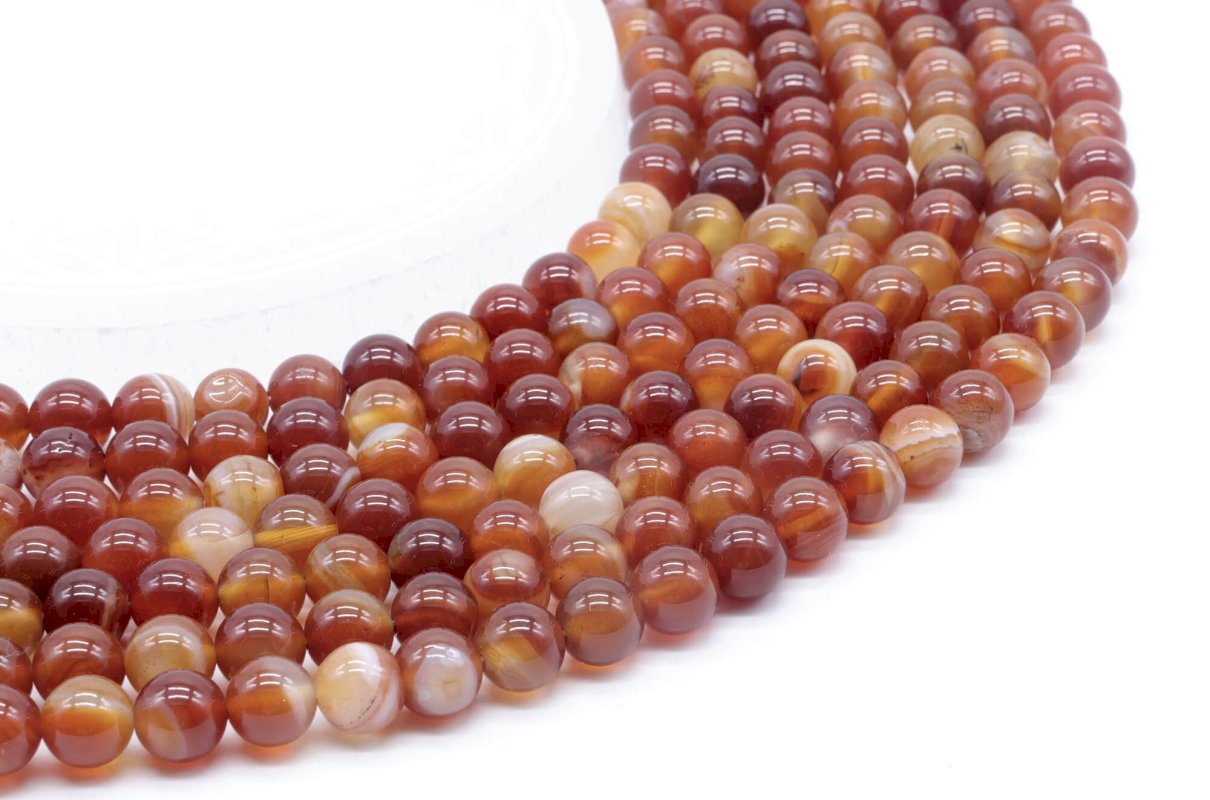 Perle di Corniola 8mm su un filo di 40cm