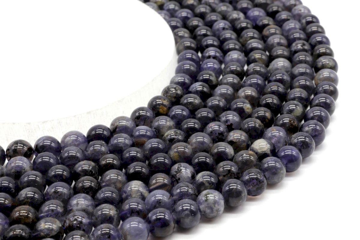 Perle di cordierite 8 mm su un filo di 40 cm