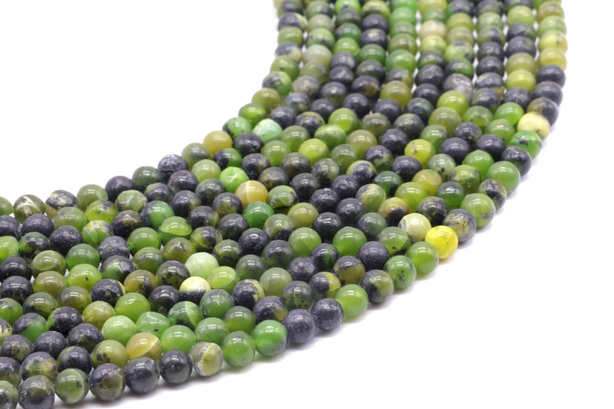 Perle di giada nefrite da 4 mm su filo da 40 cm