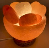 Ciotola e cuori con lampada di sale dell'Himalaya 3,5 kg