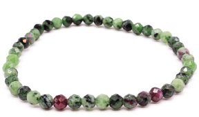 Bracciale in rubino e zoisite con perline sfaccettate da 4 mm
