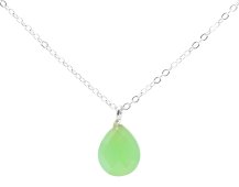 Collana con goccia di giada verde in argento 925