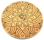 Piatto da parete in legno con motivi OM 15 cm