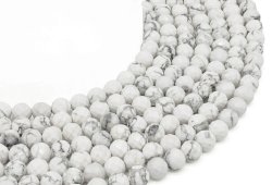 Perline sfaccettate di howlite da 8 mm su filo da 40 cm