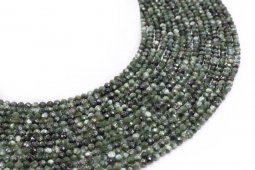 Perle sfaccettate di serafinite da 3 mm su filo da 40 cm