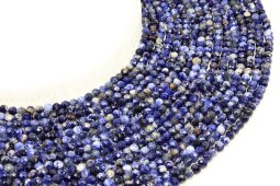 Perline sfaccettate di sodalite da 4 mm su un filo di 38 cm